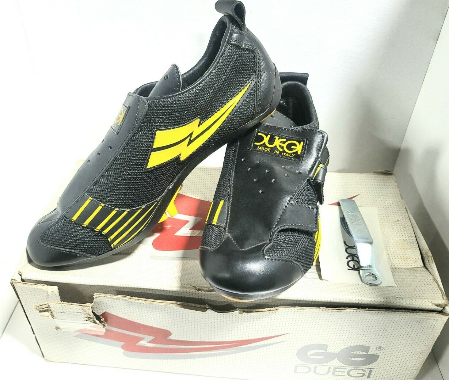 Vtg Duegi Cycling Shoes Size 39 Eur Black Yellow Nos,nib